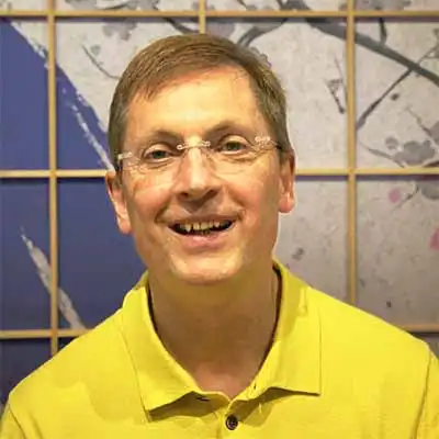Dr. Oliver Bayerlein